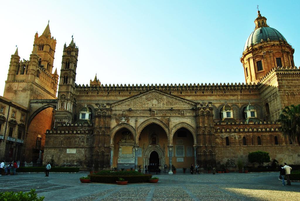 On The Way Hostel Palermo Exterior photo